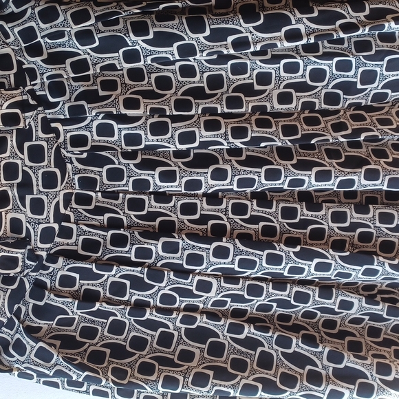 PLEATED SKIRT Black and Cream Art Deco Design size Medium - Picture 3 of 6